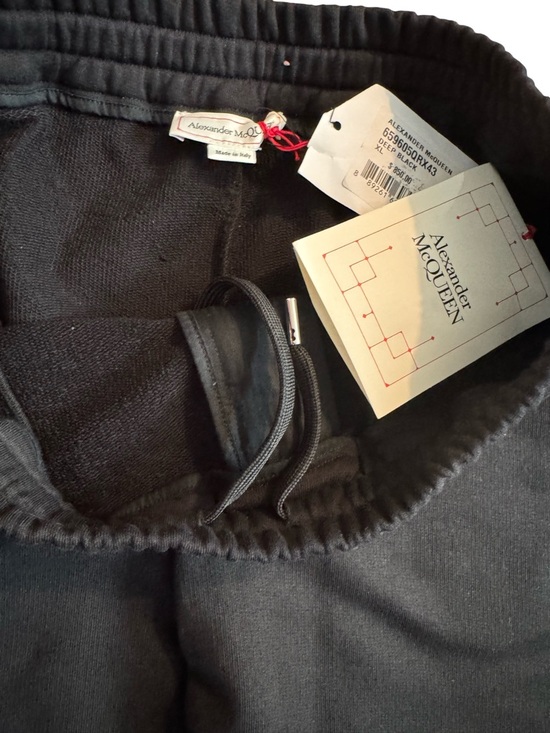 Alexander McQueen Black Logo-Back Satin-Trim Joggers - Picture 6 of 9